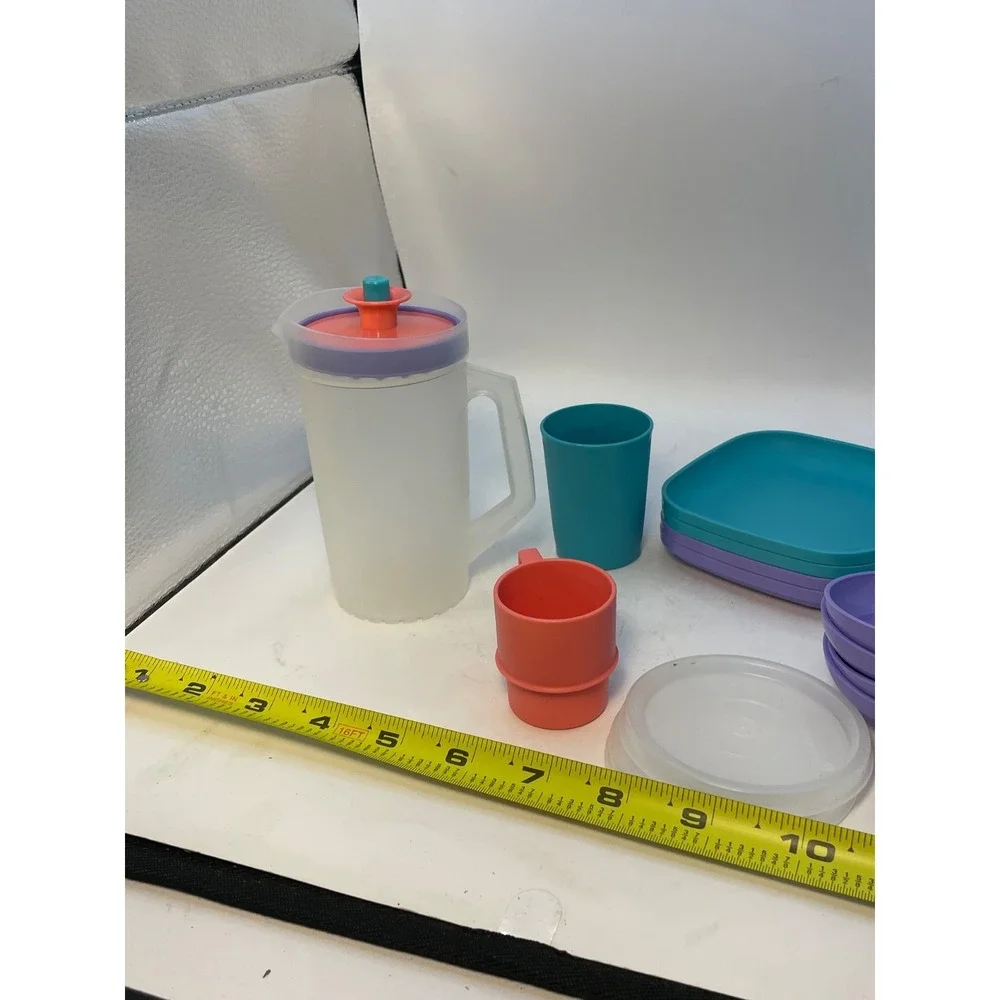 Tupperware Mini Serve It Luncheon Set TupperKids TupperToys  15 Pieces